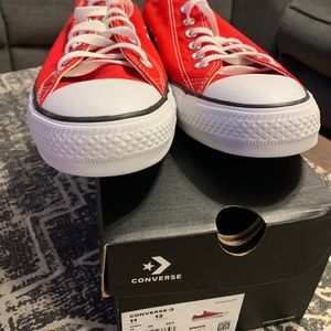 Converse size 11